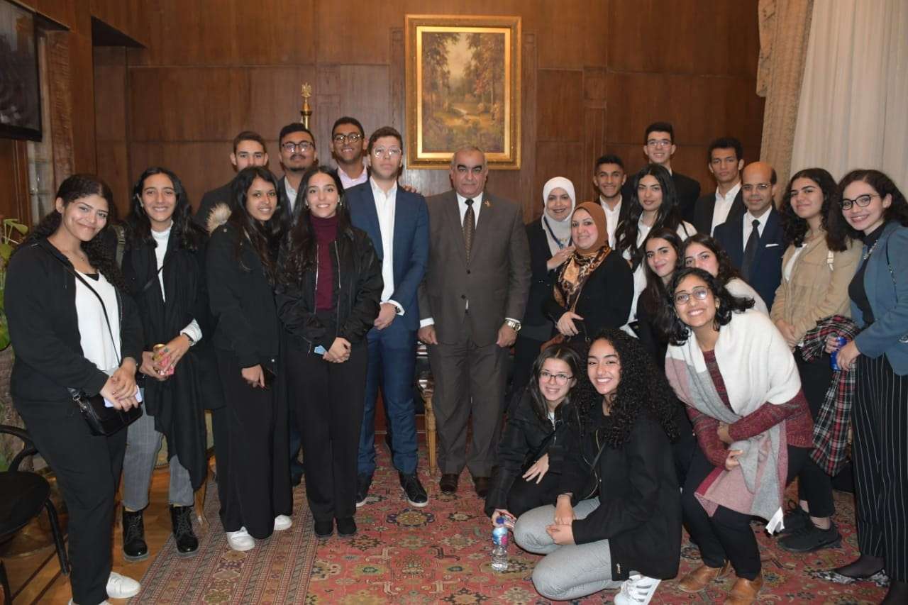 New Giza Univ. Students Tour Egyptian Parliament