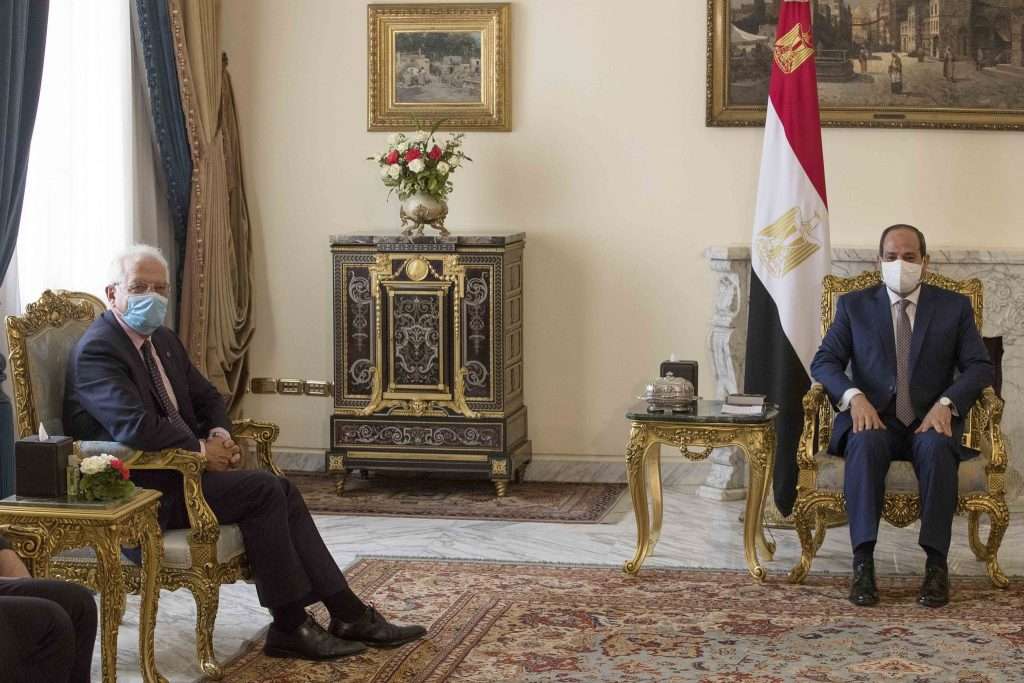 Sisi to Borrell: Egypt Supports All Peace Efforts in Libya