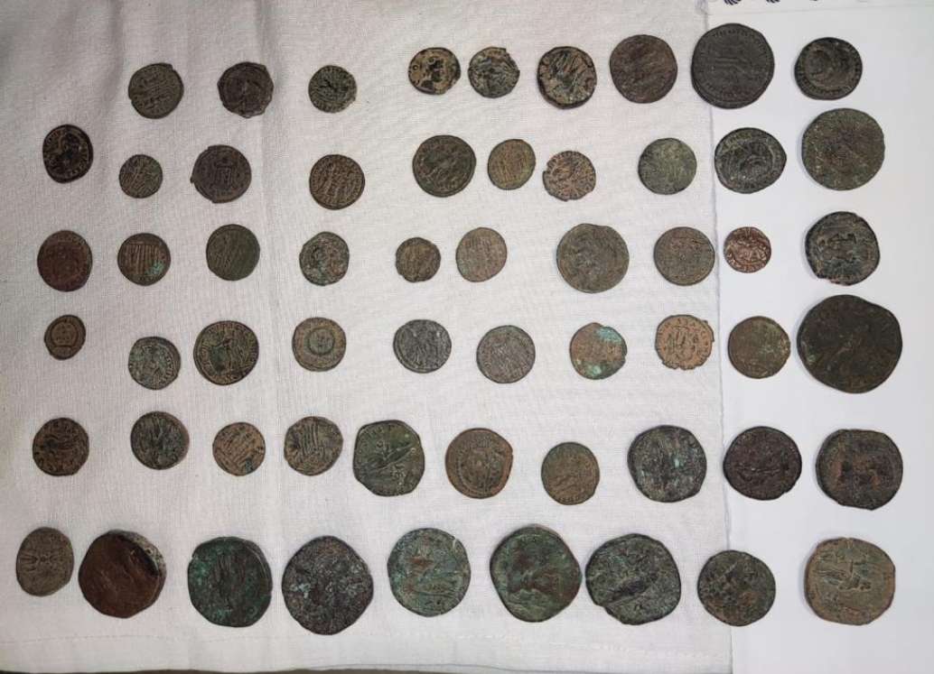 203 antique coins seized at Cairo International Airport