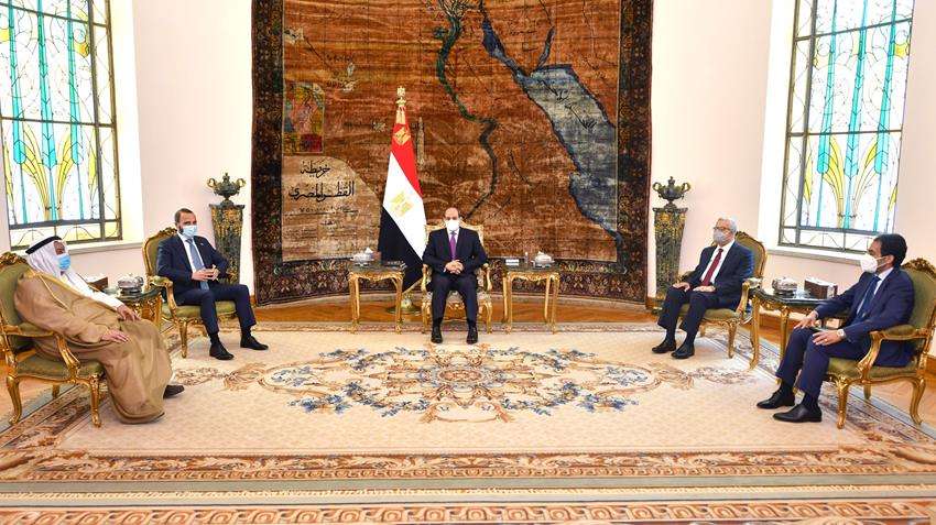 Sisi Receives Kuwait's Speaker, Apache's CEO