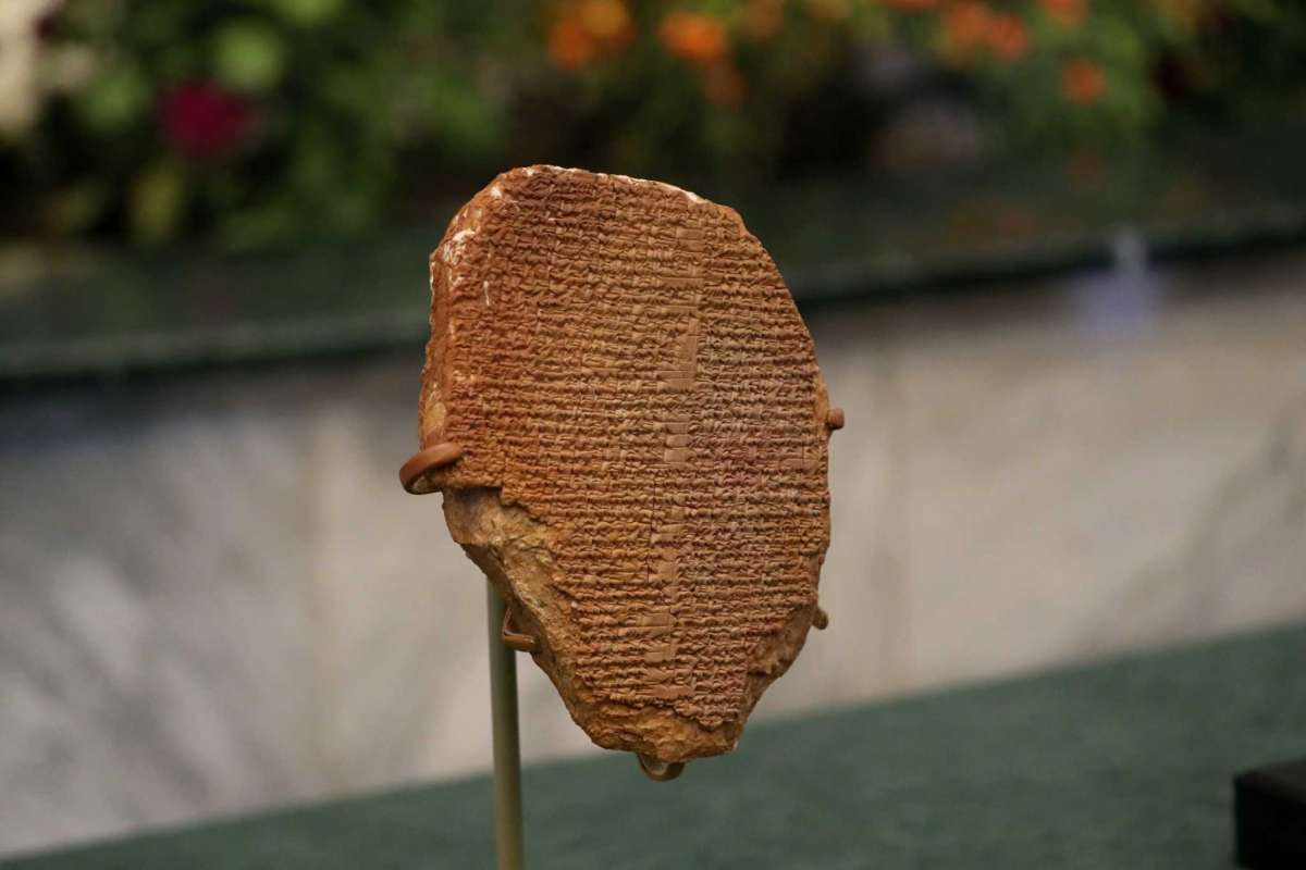 Historical Gilgamesh Tablet Returns to Iraq in Formal Ceremony