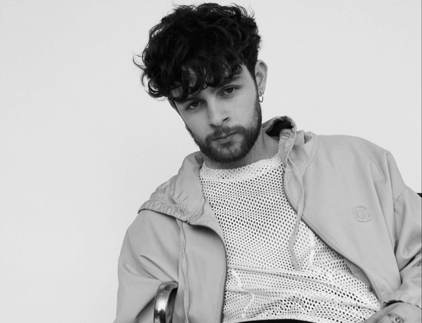 Pop Singer Tom Grennan Hospitalized After Brutal Attack In NY | Sada ...